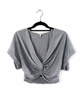 Miou Muse Silver Metallic Plisse Twist Front Crop Top Blouse Womens Medium